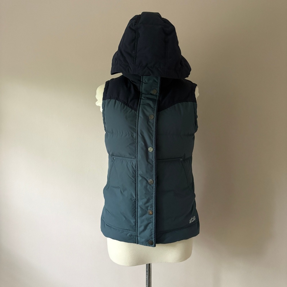 Stio Woodson Down Hooded Vest Women's Small Blue Navy Puffer Jacket Colorblock